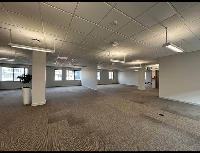 778M² OFFICE TO LET IN SANDTON CENTRAL